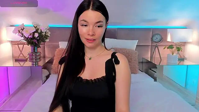MiaMuse's Live XXX Chat
