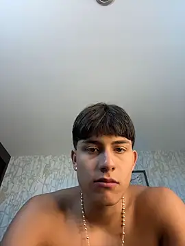 Lander_Cruz Chat XXX in diretta