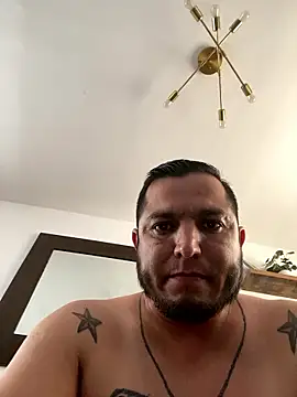 HOTB0Y18's Live XXX Chat