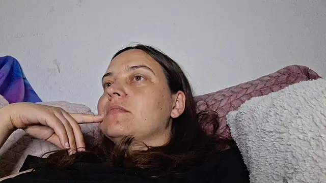 Chat +18 de Cyndee_Winter ao vivo