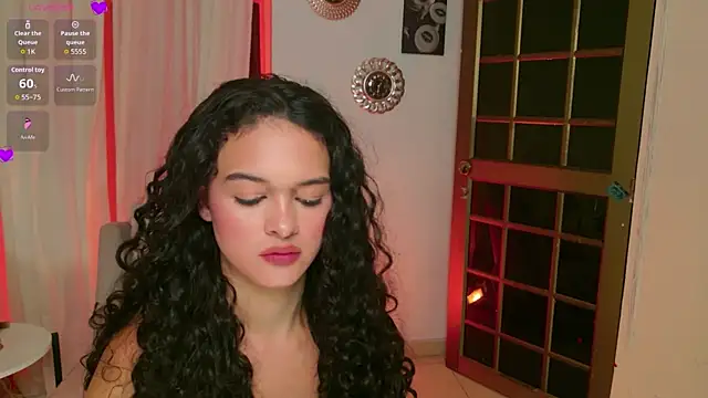 MaraVelvett's Live XXX Chat