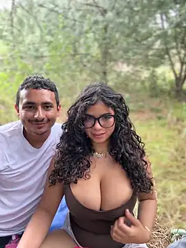 Chat +18 de Simone_Miller ao vivo