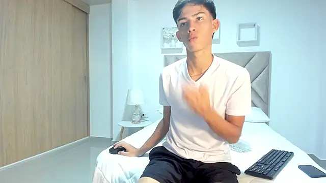 Baby_noahtt Chat XXX live