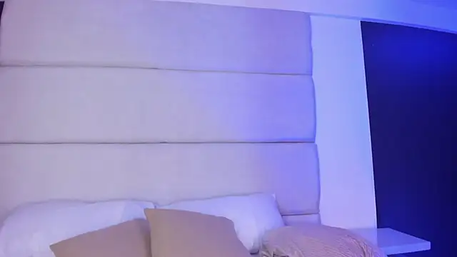 AmmyJones_ XXX чат на живо