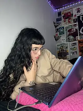 XBODTRIIPX Live XXX-chat