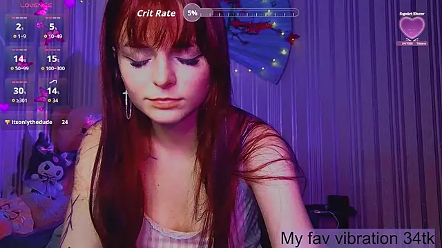 ArianaLight élő XXX-chatje