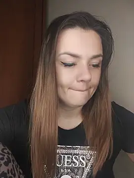 Chat XXX en directo de KrissSexi