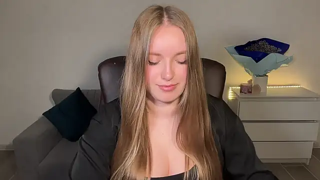 EvaMaddison élő XXX-chatje