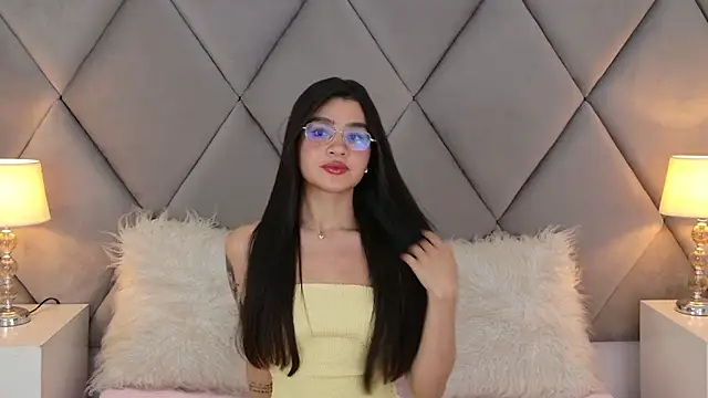צ'אט XXX בשידור חי של OliviaDiaz