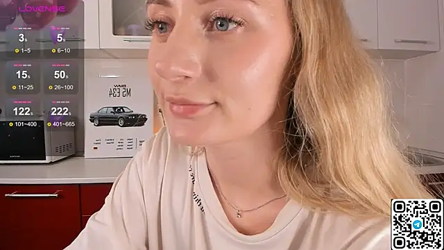LivyyBossom XXX чат на живо