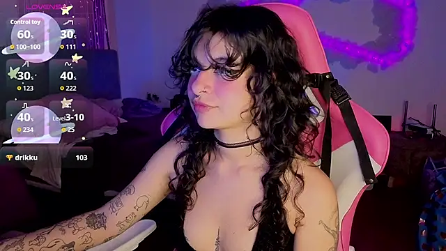 Czat XXX na żywo – larah_uwu