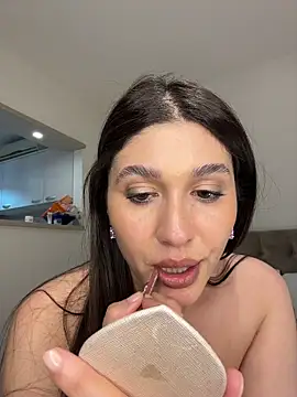 צ'אט XXX בשידור חי של IrisBlues