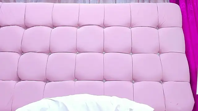 CanelaDevil_'s Live XXX Chat
