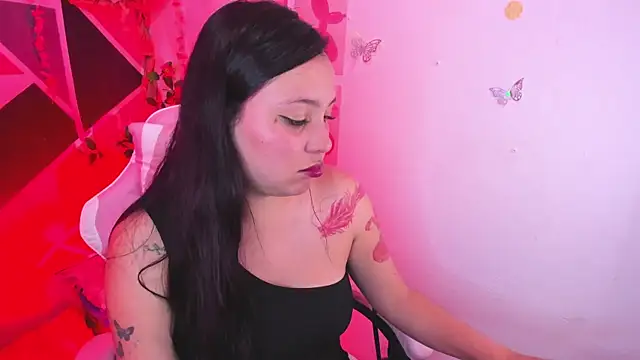 little_emma0 现场XXX聊天