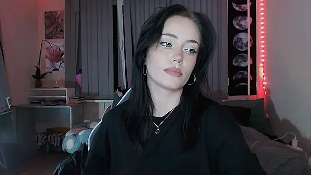 cutefrendlyuser élő XXX-chatje