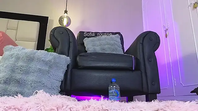 Chat +18 de sofia_rousse_ ao vivo