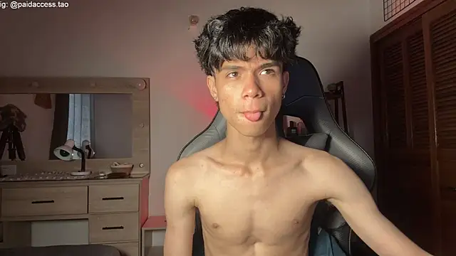 OopsAgain_n Live XXX chat