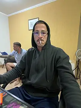 Онлайн чат XXX MeladoDiMel