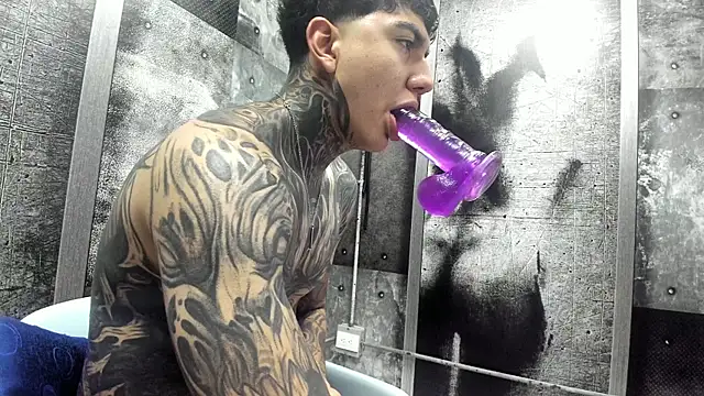 Gury_tattoo's Live XXX Chat