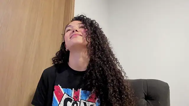 MiaRouseex's Live XXX Chat