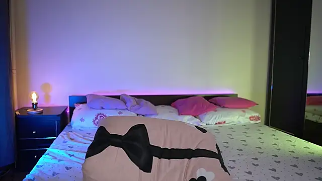 TiffanyPierce Adlı Modelin Canlı XXX Sohbeti