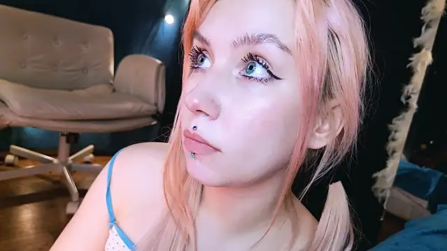 Bibi_Iva Live XXX-chat