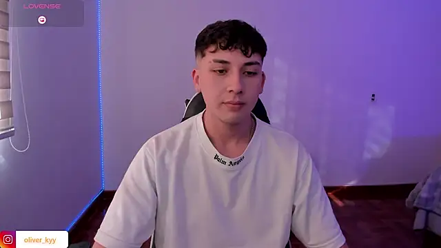 OLIVER_K Live XXX-chat