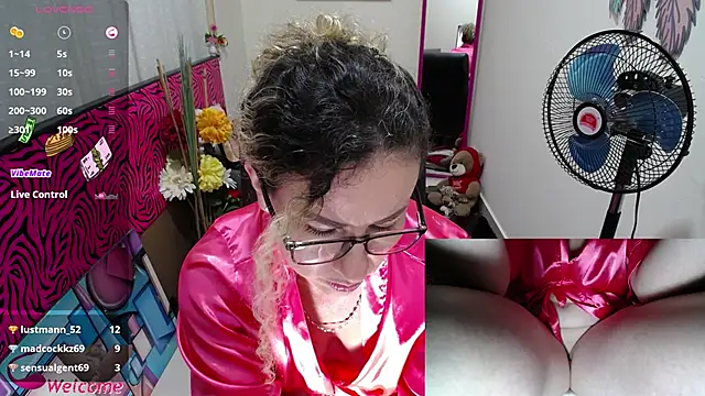 ViickySexy's Live XXX Chat
