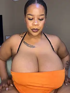 THICKBUNNYCHICKxxx's Live XXX Chat