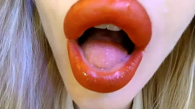 Chatroom XXX en direct de Politeeliza