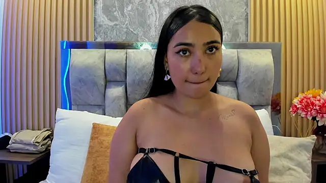 Sulay_Kim Live XXX-chat