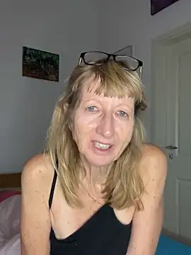 MatureKim Live XXX-chat