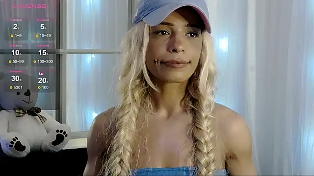 Chat XXX en directo de SarahRaynex