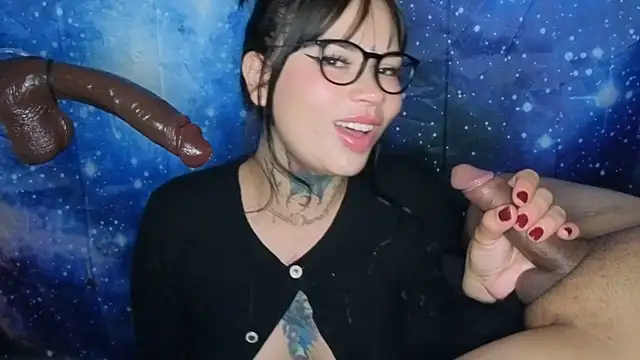 Electra_Starkk élő XXX-chatje