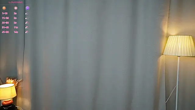 Czat XXX na żywo – DianeHonnette