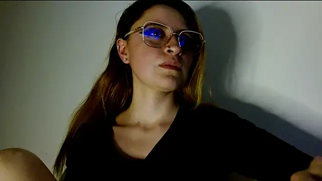 Juls_winter_ Adlı Modelin Canlı XXX Sohbeti