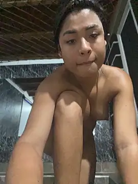 Romie_rousのライブXXXチャット