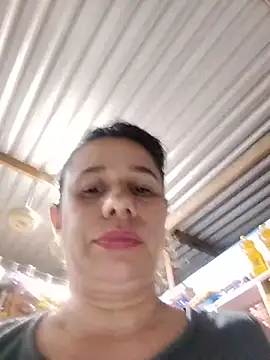 MIA-LARIOS Live XXX-chat