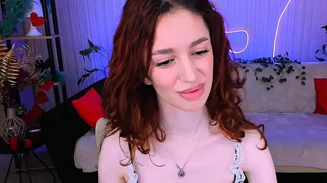 ChristinaConteeree's Live XXX Chat
