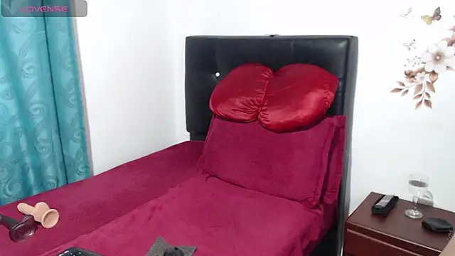 xiomyb's Live XXX Chat