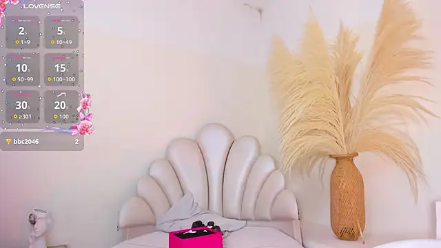 SelenaRogers live XXX chat