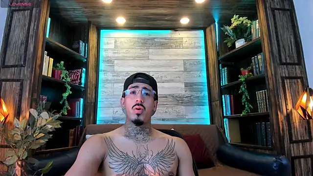 XXX chat uživo modela Donovan_Desmond