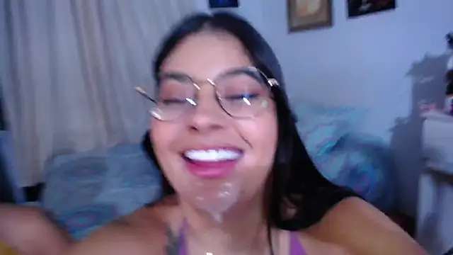 צ'אט XXX בשידור חי של Sharlottee
