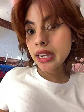 Eva_Feller69 Adlı Modelin Canlı XXX Sohbeti