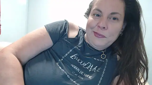 fulloferotic Chat XXX live