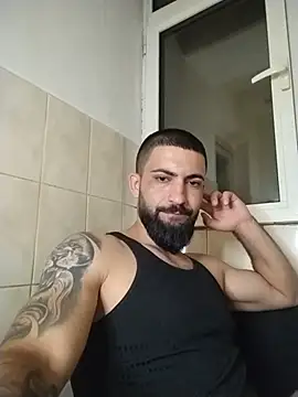 Tommy_Porn_: απευθείας συνομιλία ΧΧΧ