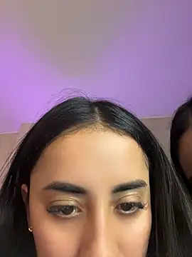 Antonella_Julieta Chat XXX in diretta