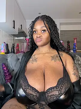 Yung-Missy – Live XXX-chat