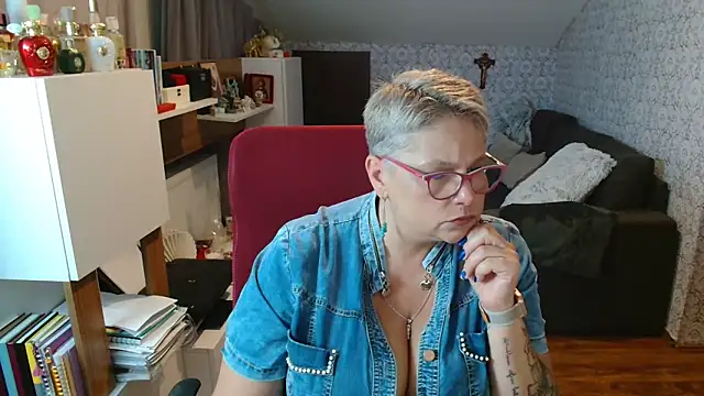 bigtits4you Chat XXX live