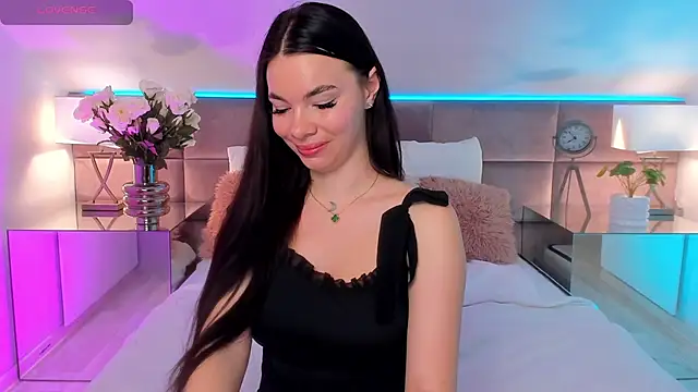 MiaMuse's Live XXX Chat